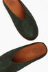 Embroidered bulga in genuine leather